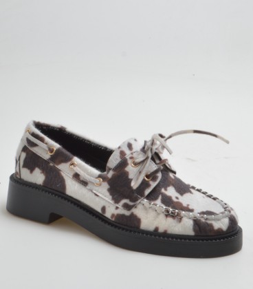 ZAPATOS GQ8-062