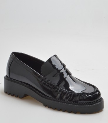 ZAPATOS GQ8-061