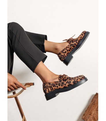 ZAPATOS GQ8-062