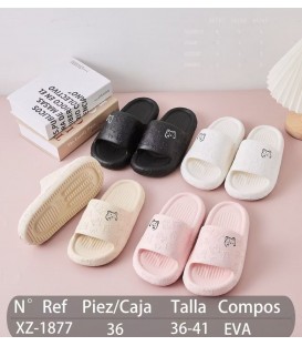 CHANCLAS DE PISINA XZ-1877