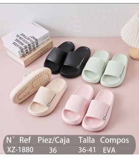 CHANCLAS DE PISINA XZ-1880