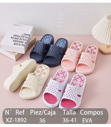 CHANCLAS DE PISINA XZ-1892