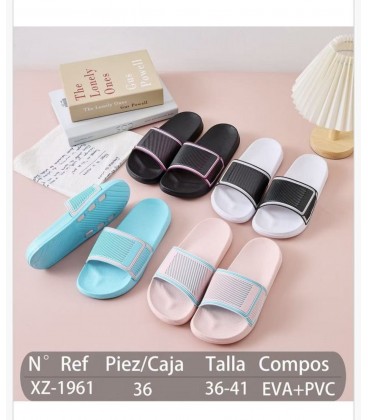 CHANCLAS DE PISINA XZ-1961