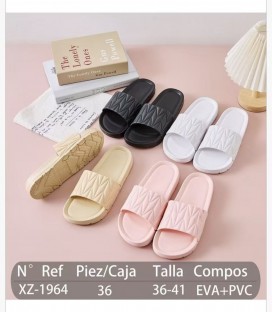 CHANCLAS DE PISINA XZ-1964