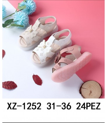 SANDALIA DE NIÑA XZ-1252