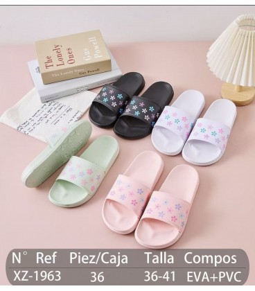 CHANCLAS DE PISINA XZ-1963