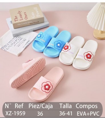 CHANCLAS DE PISINA XZ-1959