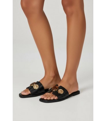 SANDALIA GQ8-056