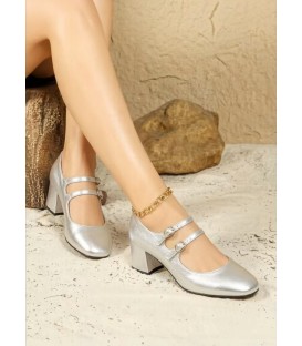 ZAPATOS GQ8-017