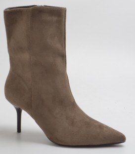 BOTIN Y2562