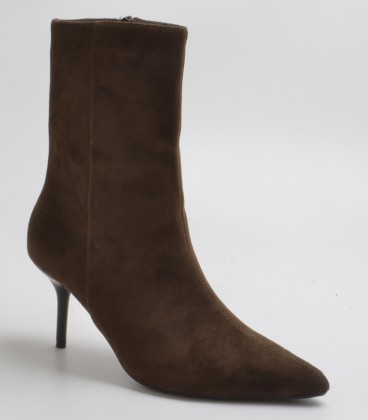 BOTIN Y2562
