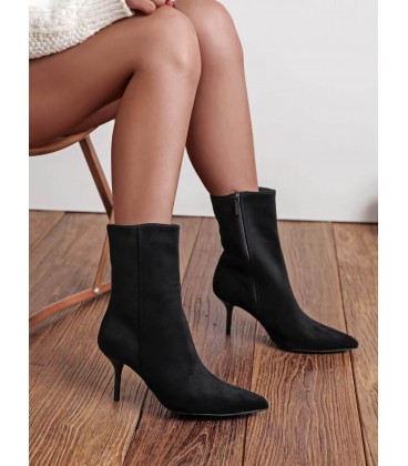 BOTIN Y2562