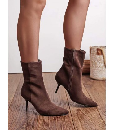 BOTIN Y2562